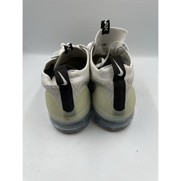 Nike Air VaporMax 2021 Flyknit Monochrome Size 11.5 - Excellent Condition - Picture 3 of 10